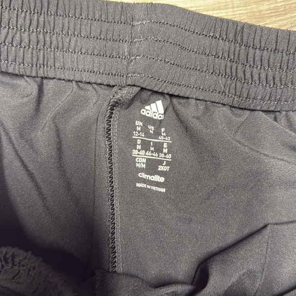 Adidas athletic shorts size medium - Picture 5 of 7